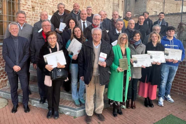 Tartufo d'Alba un premio a chi si prende cura del diamante bianco